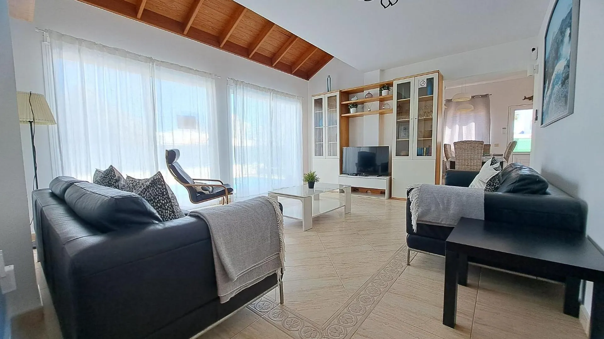 Villa Rayo Azul, Heated Pool And Ocean Views